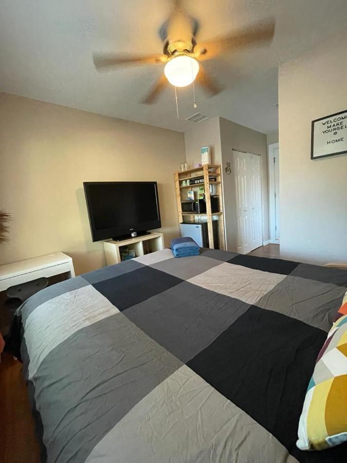 Quaint Guest Room Close To Siesta Key Sarasota Eksteriør billede